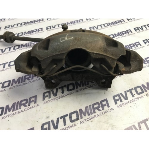 Суппорт передний правый Fiat Punto 3 2005-2018 627542